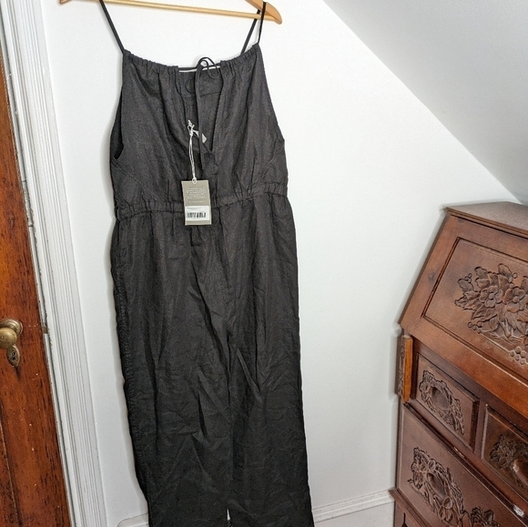 EVERLANE The Relaxed Fit Linen Shoestring Jumpsuit in Washed Black NEW Size M - Picture 8 of 8